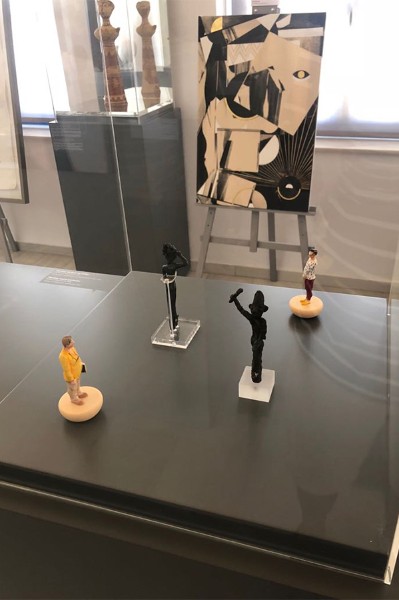 Phylakopi Figurine (ID: 617108) is with 'Argyris' (Kosmos 504)